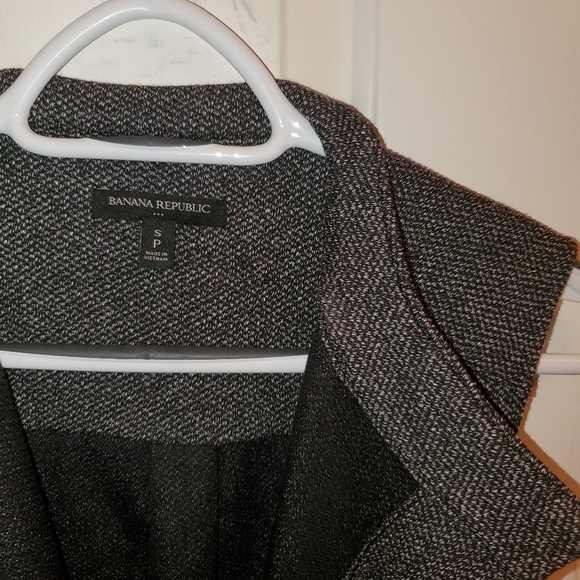 Banana Republic Textured Knit Long Vest - Picture 7 of 12